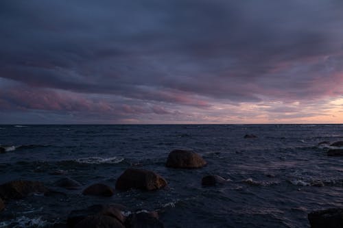 Безкоштовне стокове фото на тему «великі скелі, мальовничий, махати»