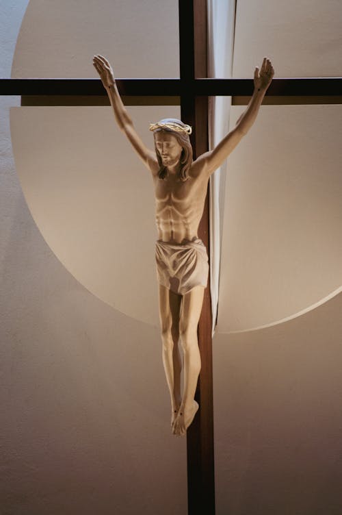 Free Sculpture of Jesus Christ on a Cross Stock Photo