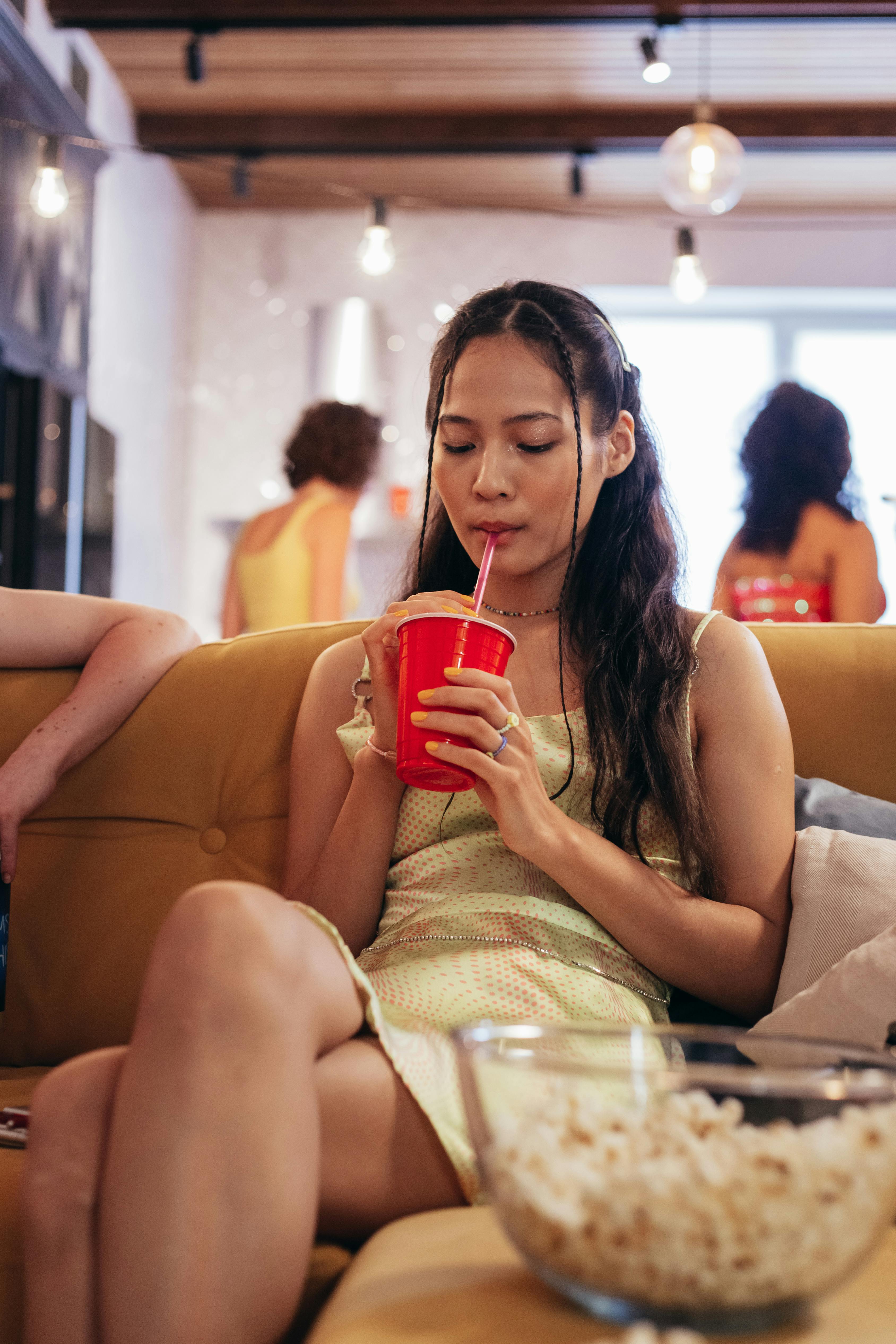 100,000+ Best Sitting Photos · 100% Free Download · Pexels Stock Photos