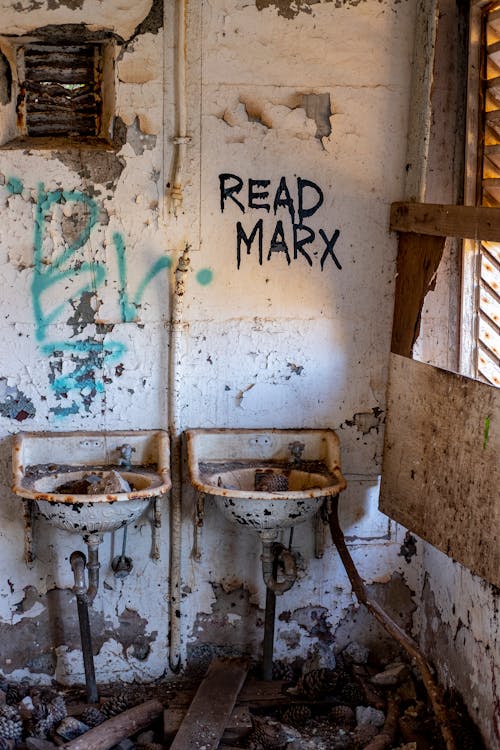 Fotos de stock gratuitas de abandonado, arruinado, baño