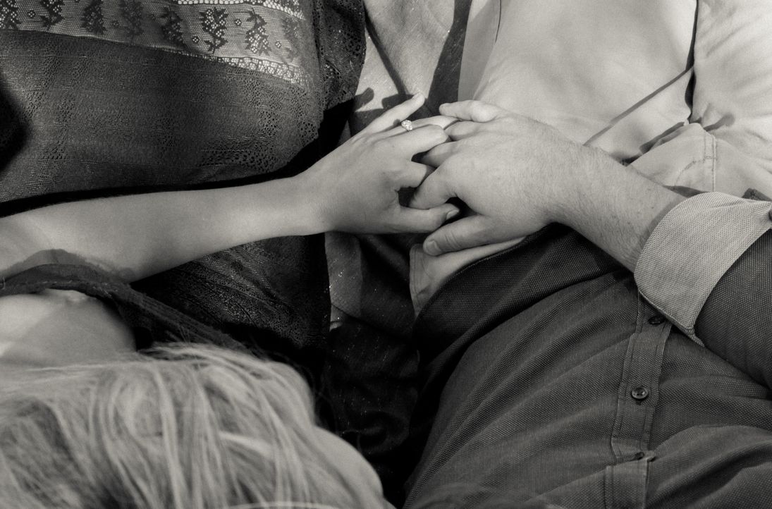 Online dating: starting a conversation on a niche platform