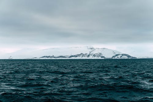 Kostenloses Stock Foto zu berg, bewölkter himmel, einfrieren