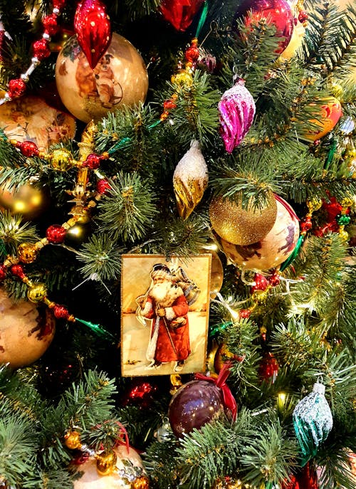 Close-Up Shot of Christmas Balls on a Christmas Tree