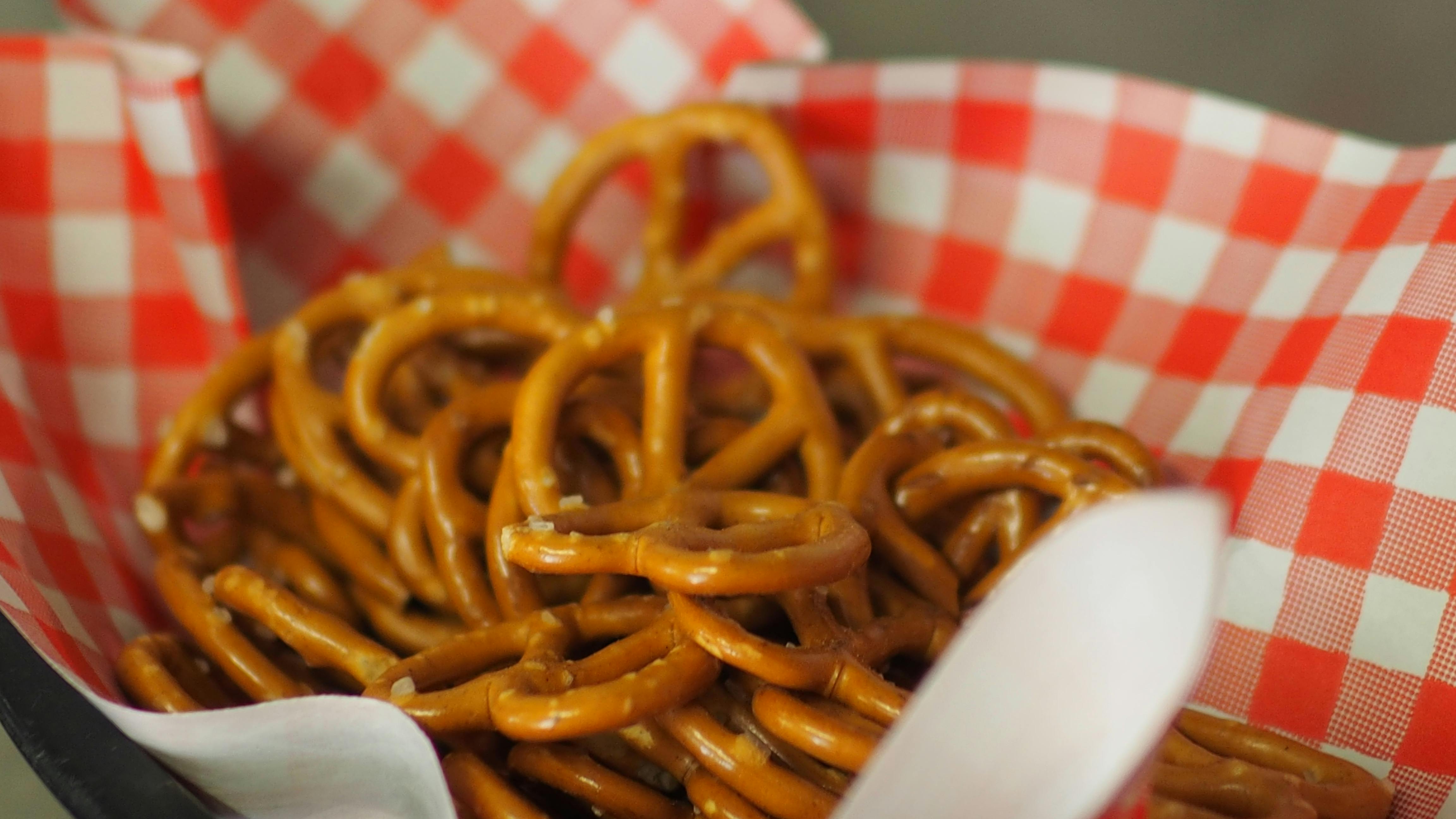 Free stock photo of pretzel, pretzels, pretzels in napkin
