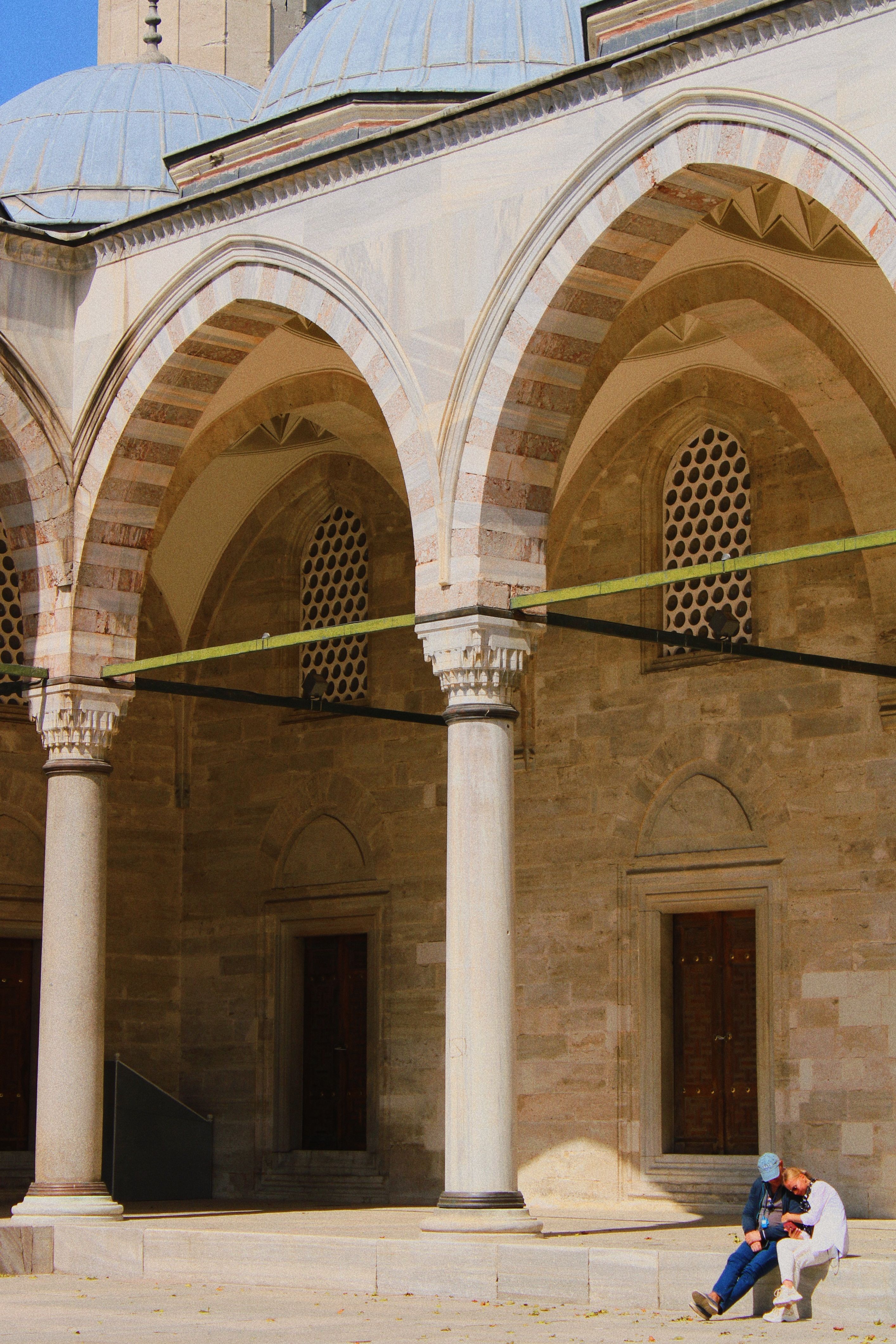 Sunlight over Mosque Square · Free Stock Photo
