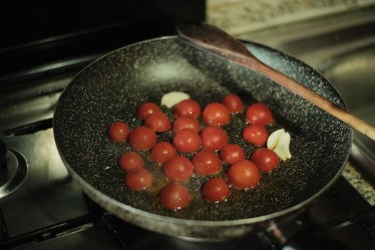 Pan-Seared Salmon with Sautéed Cherry Tomatoes