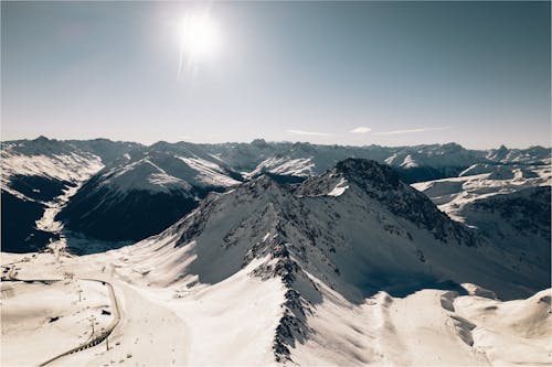 бесплатная Бесплатное стоковое фото с высокий, горный хребет, живописный Стоковое фото