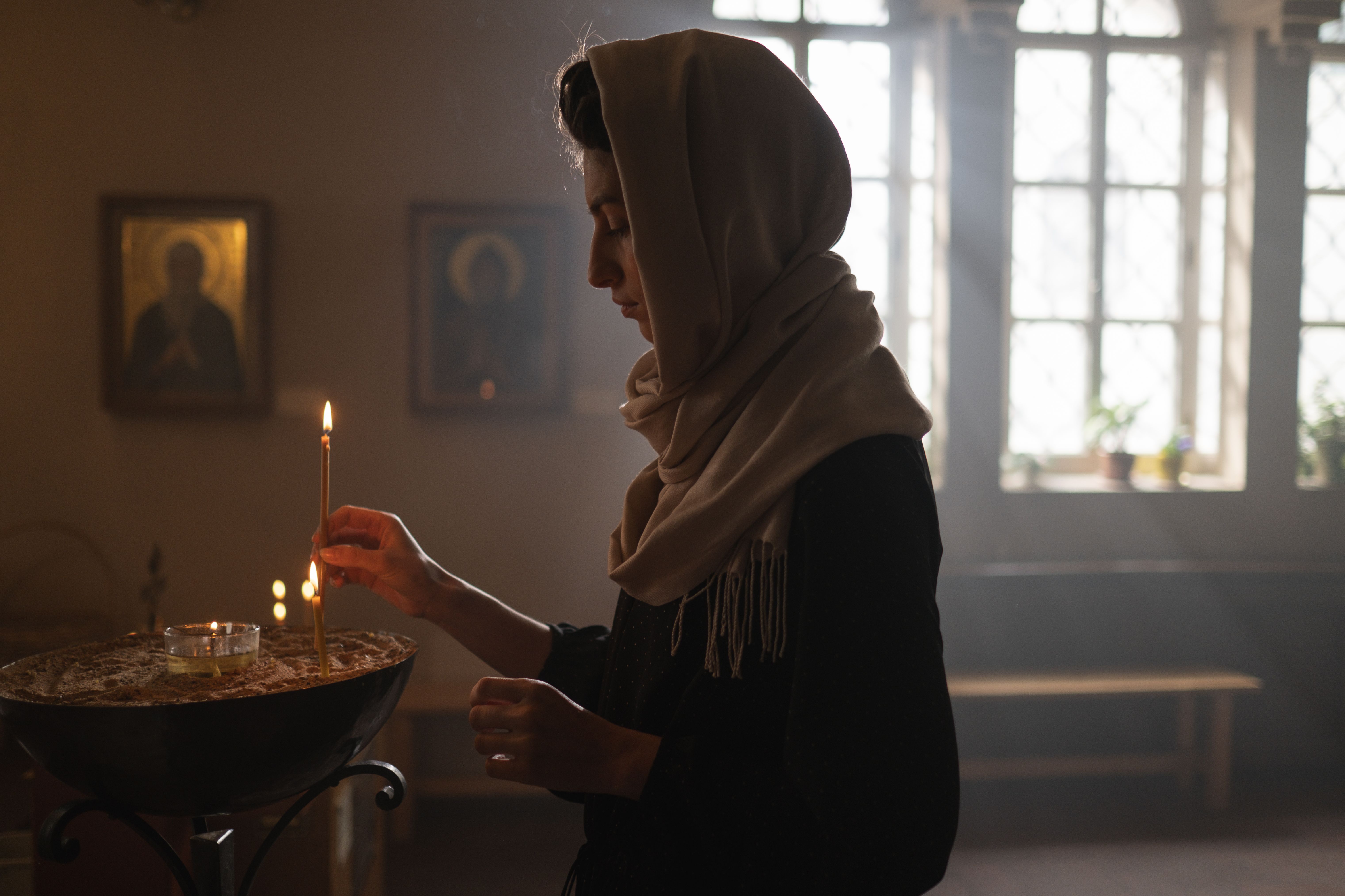 Rediscovering Sacred Silence: Why Modern Believers Are Craving Unplugged Prayer