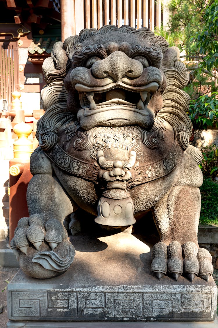 Statue Of Chinese Guardian Lion