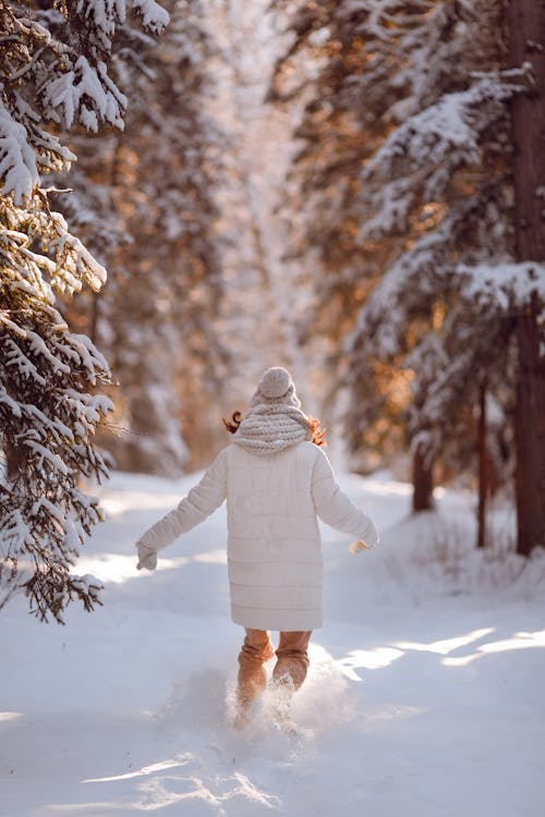 Kostenloses Stock Foto zu blase jacke, kalt, person