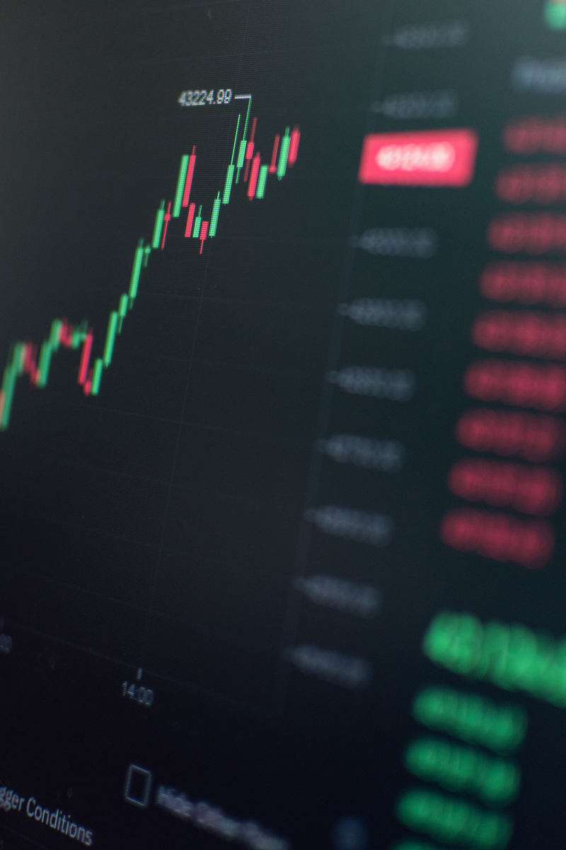 AI Trading Bot 2026 全攻略:Intellectia AI 如何用深度學習與強化學習重構你的自動投資版圖 AI Trading Bot 2026 全攻略:Intellectia AI 如何用深度學習與強化學習重構你的自動投資版圖
