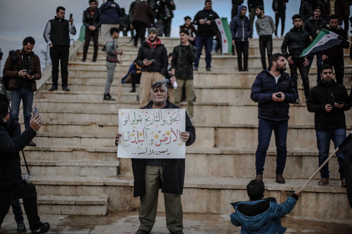 Middle East Unrest Sends Oil Prices Soaring: Russia's Budget Still Struggles