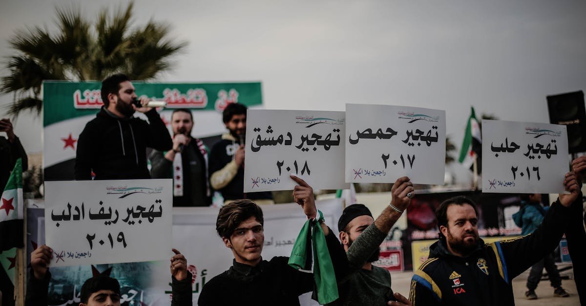 全國兩會李希強調反腐 張升民呼籲全軍深化政治整訓