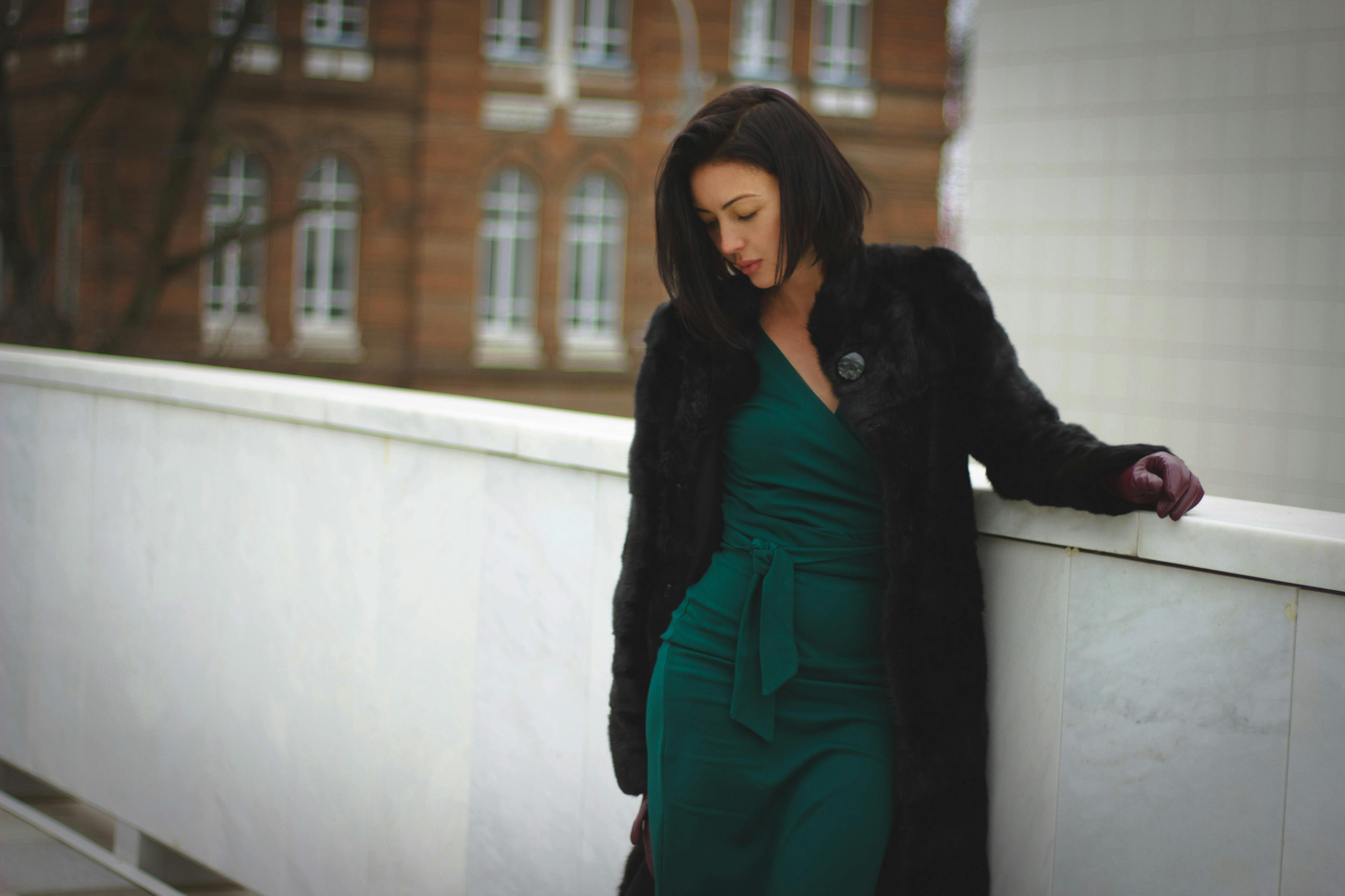 Green frock outlet coat