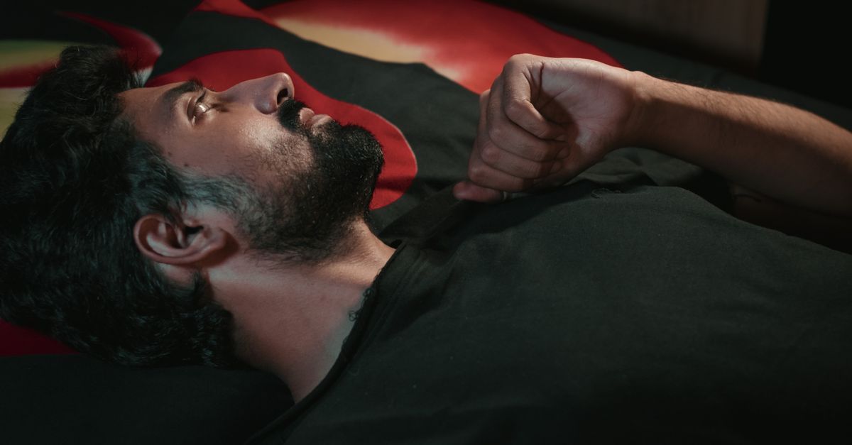Γιατί βγάζω υπερβολικά σάλια μόνο όταν κοιμάμαι στην αριστερή πλευρά;