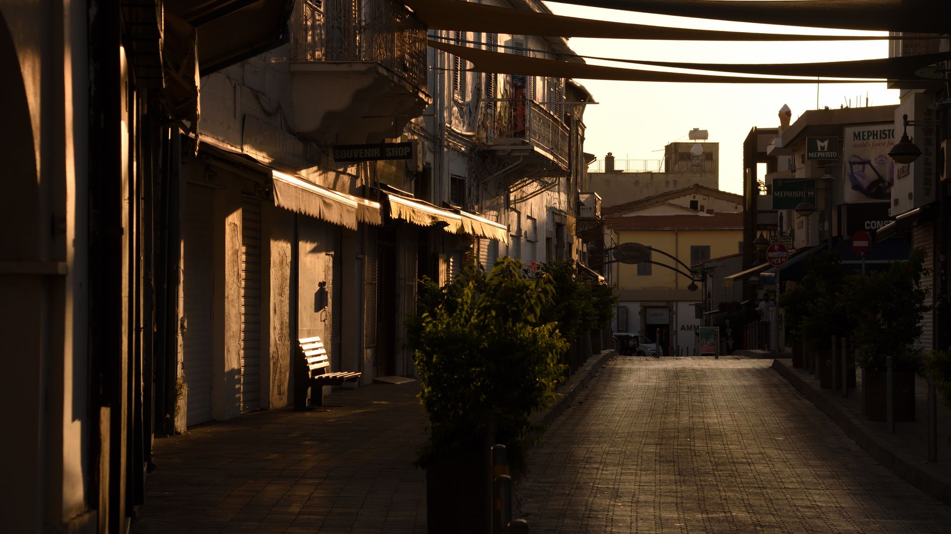 Hybrid Inverter in Limassol: What Local Companies Charge — illustrasjonsbilde