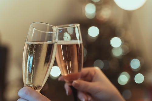 Gratis stockfoto met achtergrond wazig, bubbels, champagneglas
