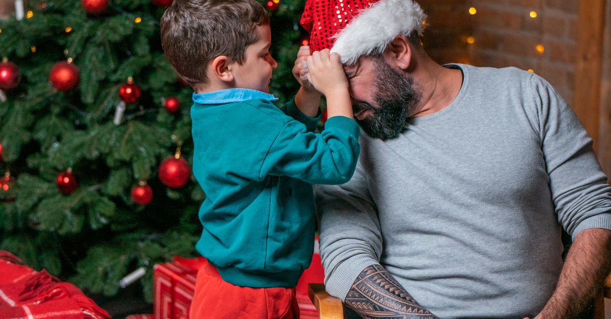 The First Holiday Season After Divorce: A Practical Guide for Dads