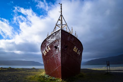 Gratis stockfoto met achtergelaten, boot, landschap
