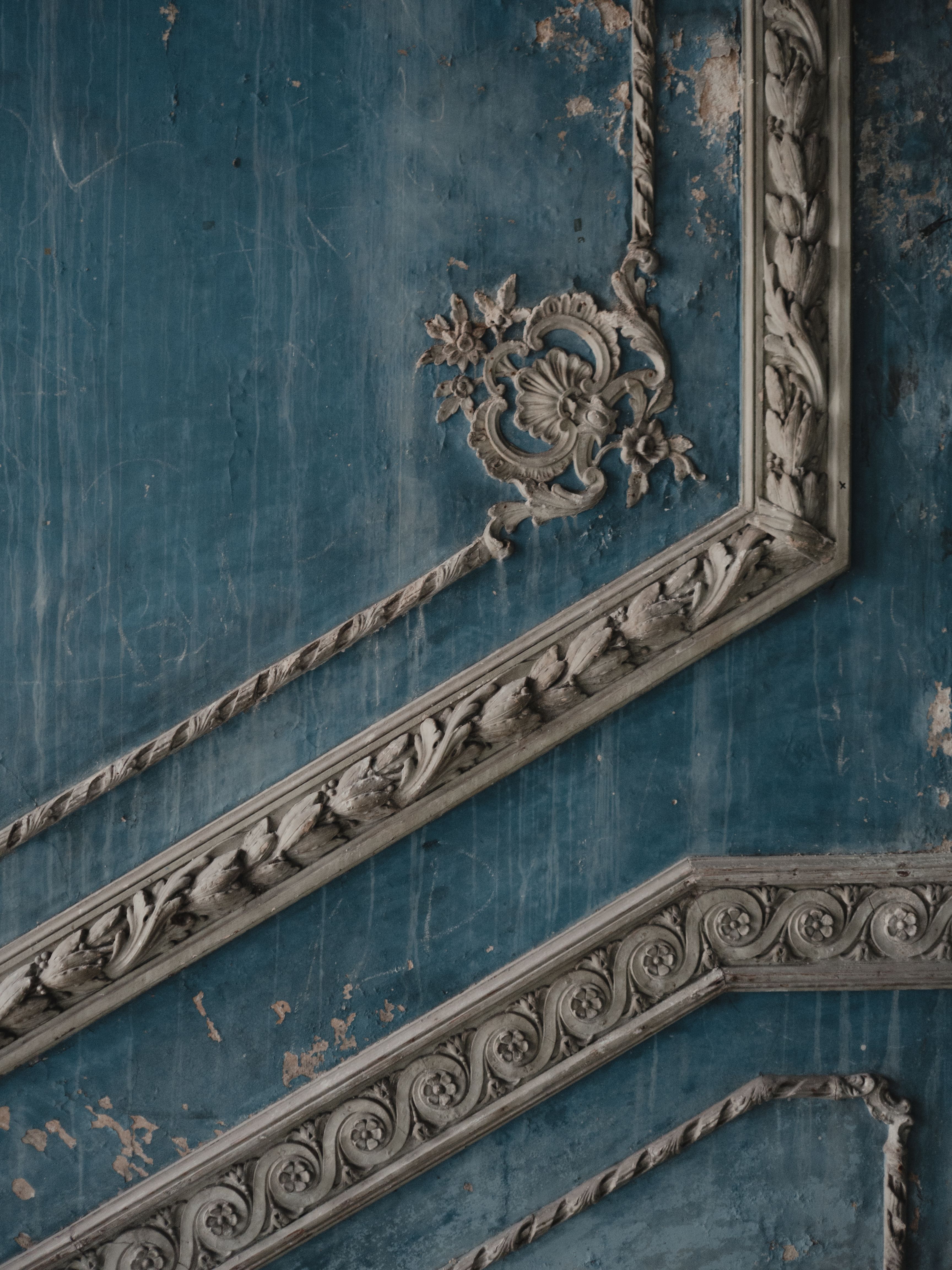 Abandoned Renaissance Interior · Free Stock Photo