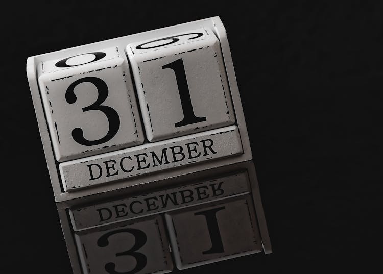 A White Wooden Perpetual Calendar