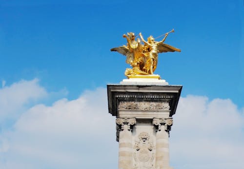 Fotobanka s bezplatnými fotkami na tému Parížan