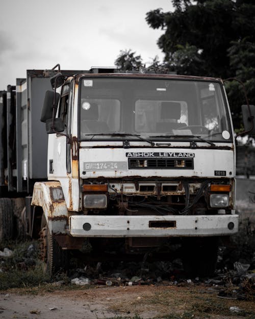 Kostenloses Stock Foto zu anhänger, auto, fahrzeug