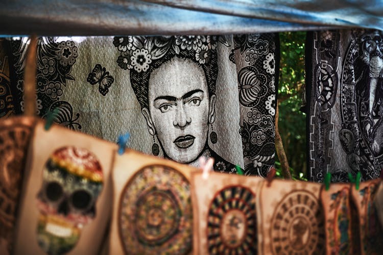 Mexican Art With Frida Kahlo