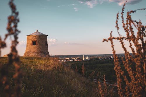 Ingyenes stockfotó dolgozuga ördög s település, domb, dombtető témában