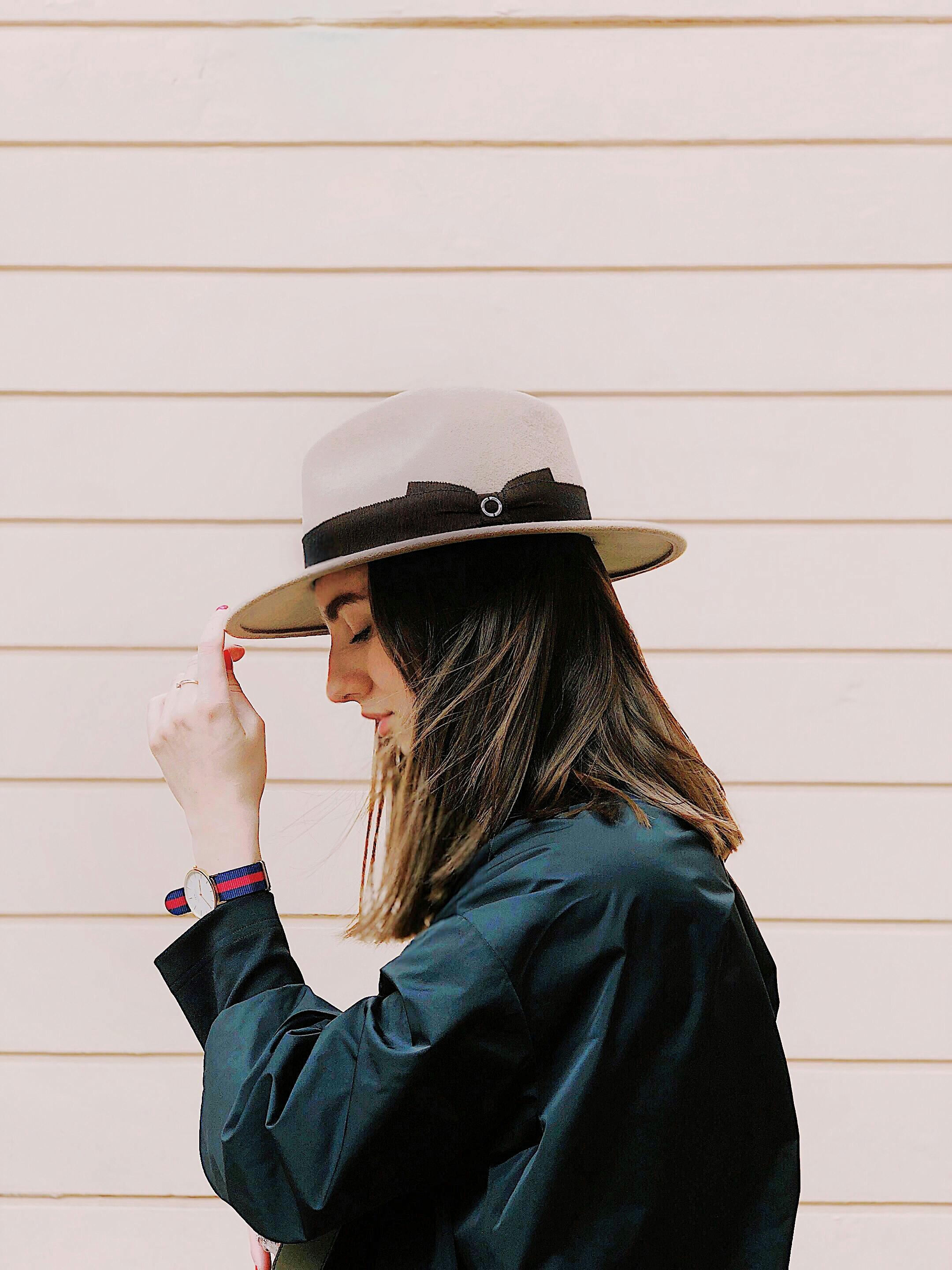 How do I remove chocolate stains from upholstery? Chef's Resource