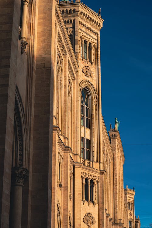 Základová fotografie zdarma na téma budova, čisté nebe, katedrála