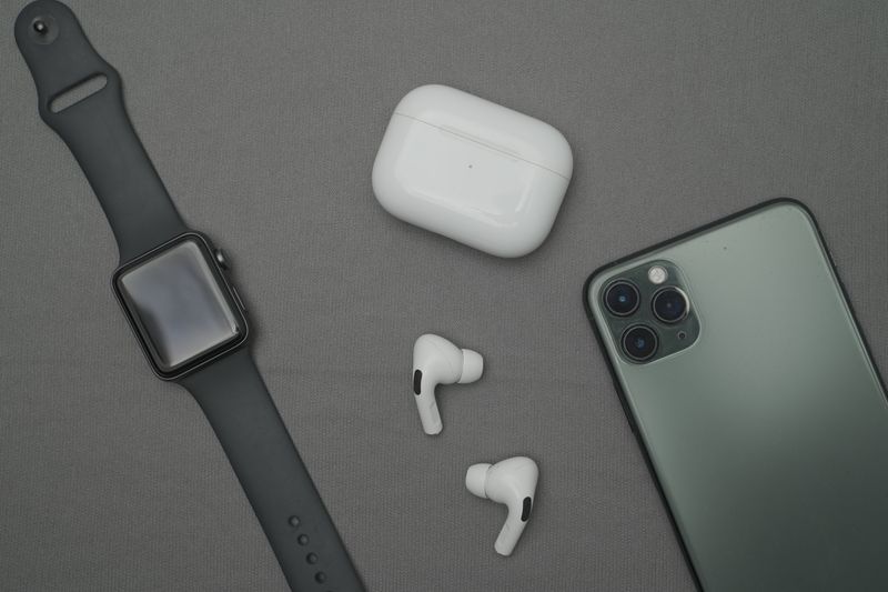 Trend-led phone cases and tech accessories to sell on Etsy in 2026