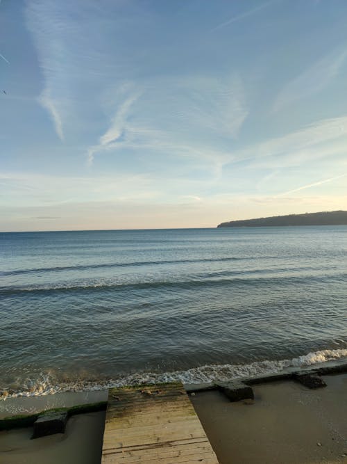 Бесплатное стоковое фото с берег моря, голубая вода, пляж