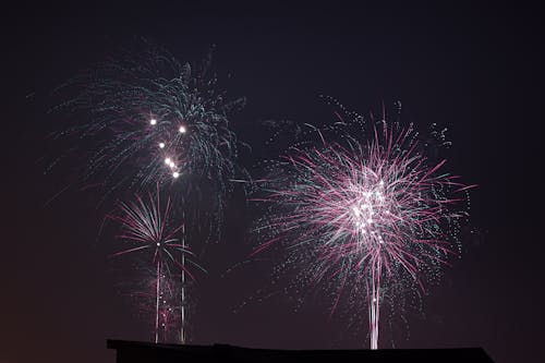 Immagine gratuita di di notte, display, fuochi artificiali