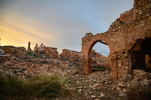 Бесплатное стоковое фото с casa vieja, бомбардировщик, бомбить