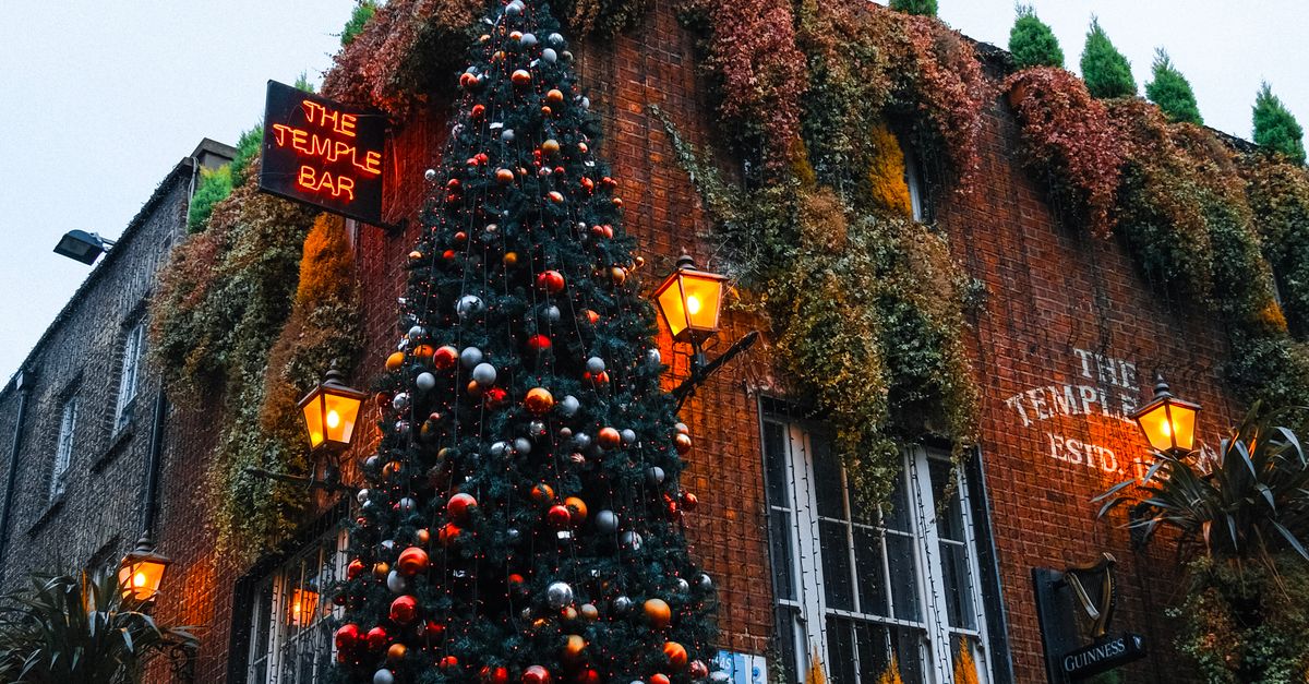 Christmas Tree on the Corner of The Temple Run Bar in Dublin, Ireland ...
