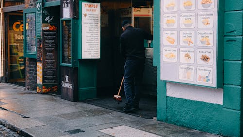 Gratis stockfoto met balk, bistro, city street