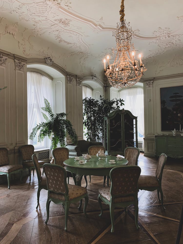 Vintage Interior Design Of Dining Room