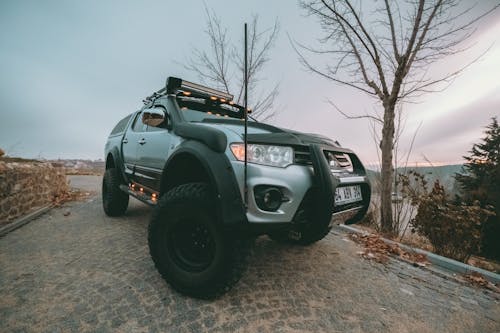 Foto d'estoc gratuïta de 4x4, carretera, cotxe