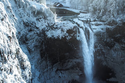 Gratis lagerfoto af bjerge, flod, frost