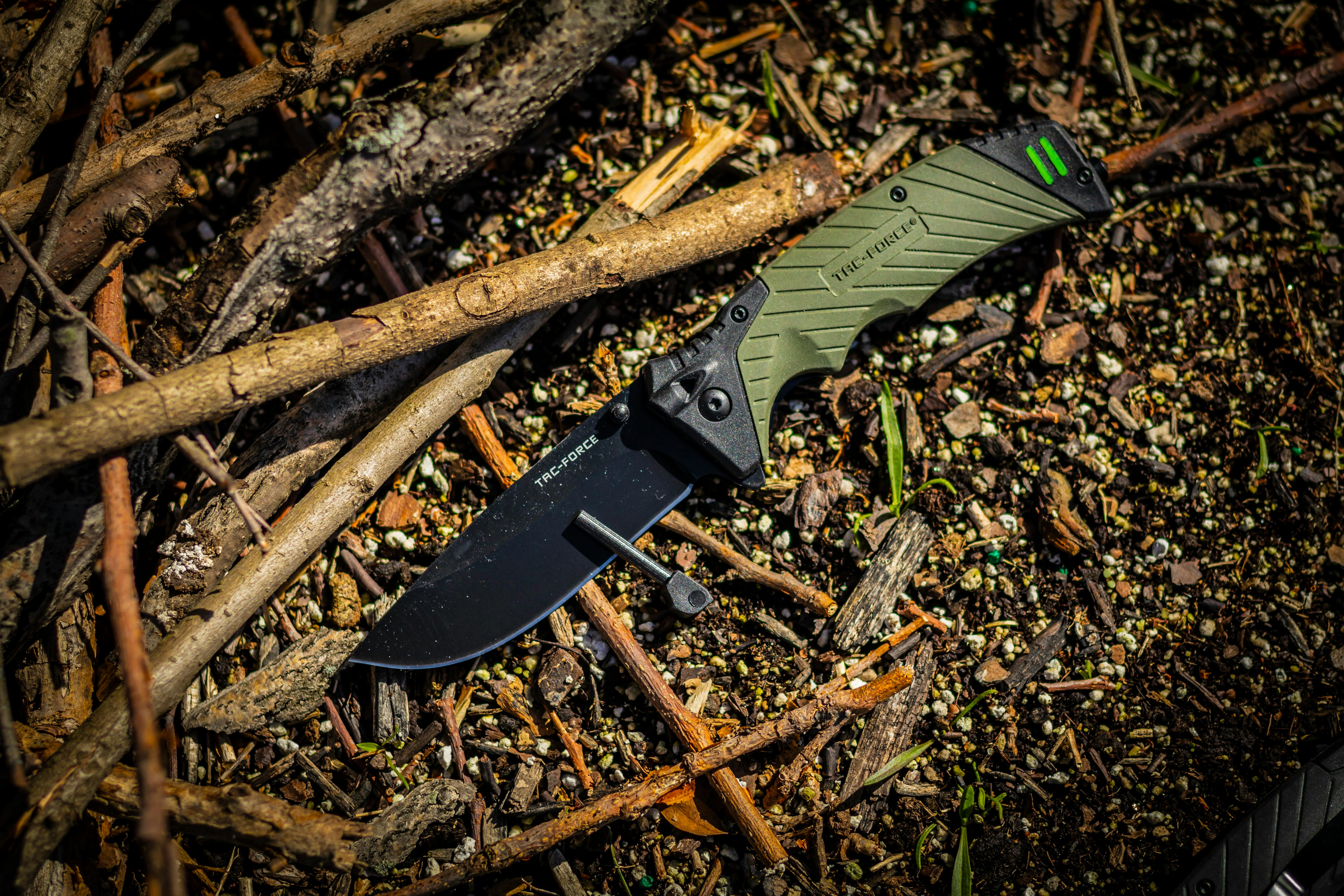 Free stock photo of tac-force spring assisted pocket knife