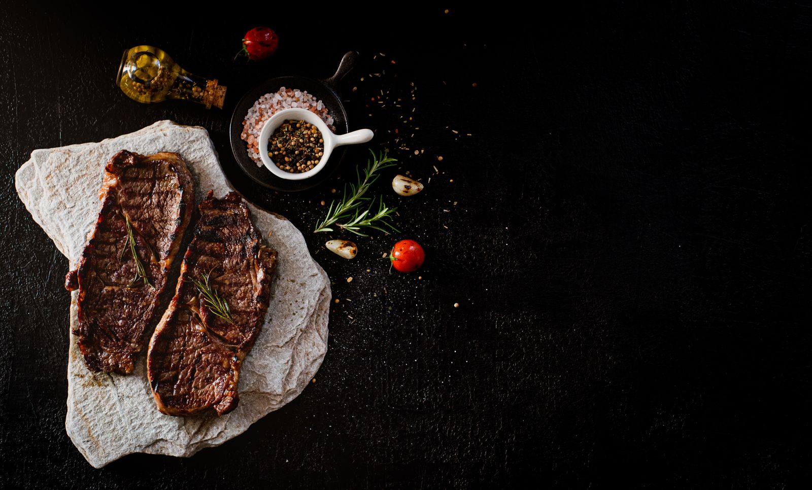 Golden Hanger Steak with Red Wine Jus