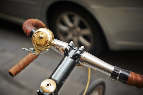 Fotobanka s bezplatnými fotkami na tému bicykel, bicykel zvonček, koleso