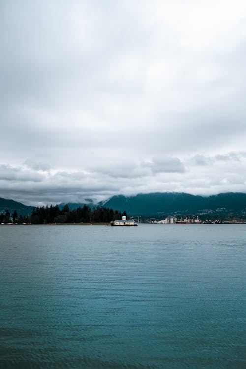 Overcast over Lake