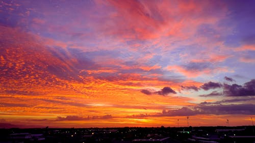 Ingyenes stockfotó arany naplemente, esti nap, felhő háttérkép témában
