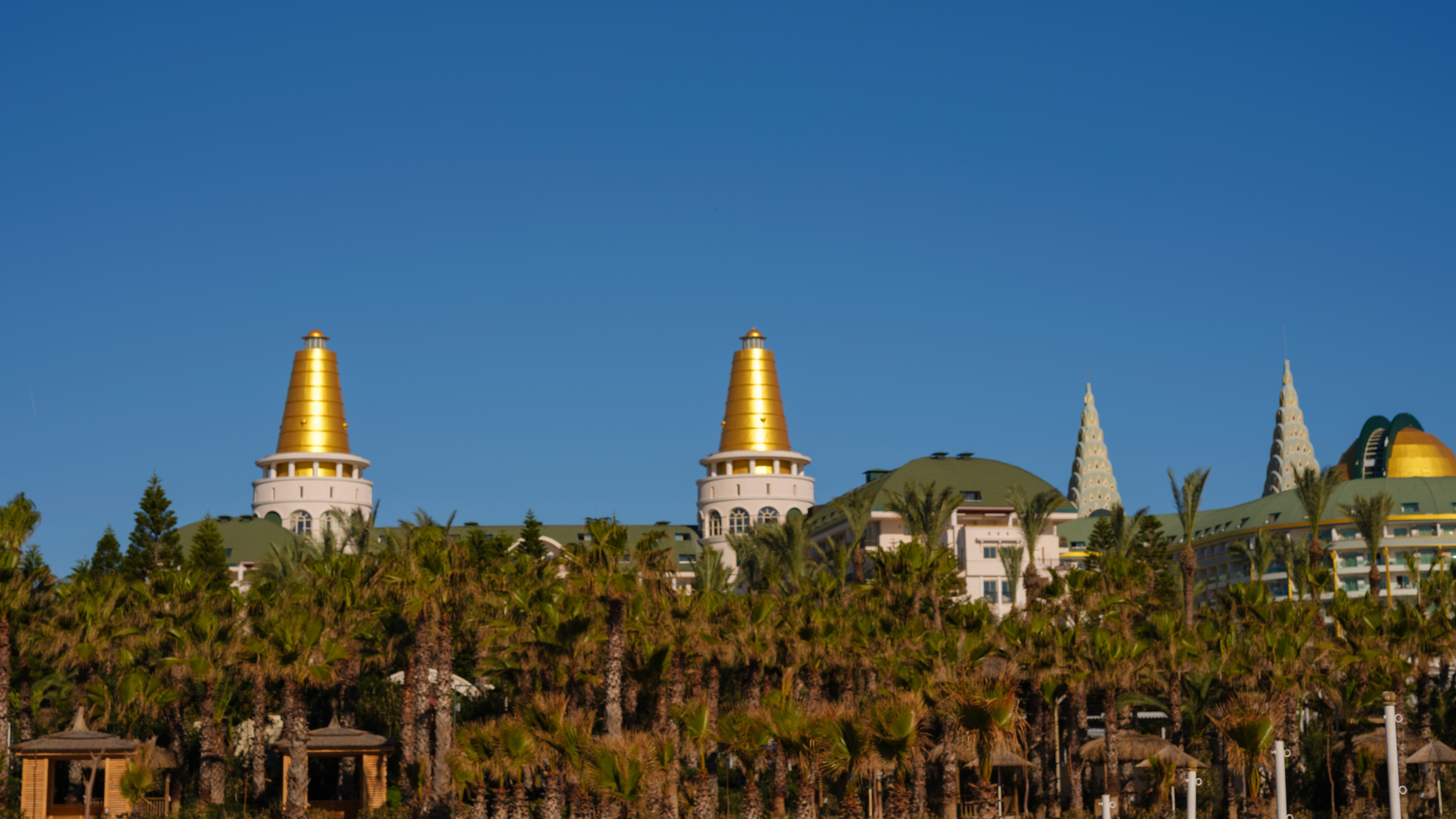Landmarks in Golden Sands