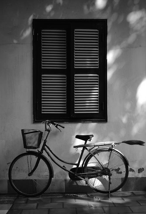 bisiklet, cam, dikey atış içeren Ücretsiz stok fotoğraf