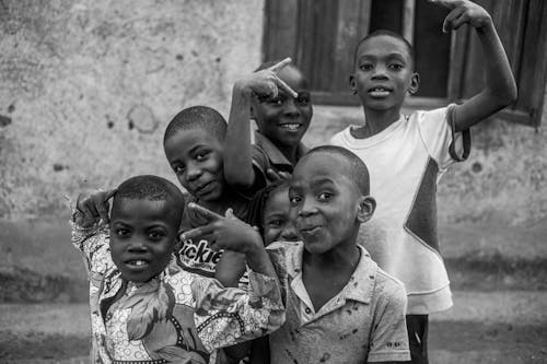 Бесплатное стоковое фото с африканские дети, вместе, группа