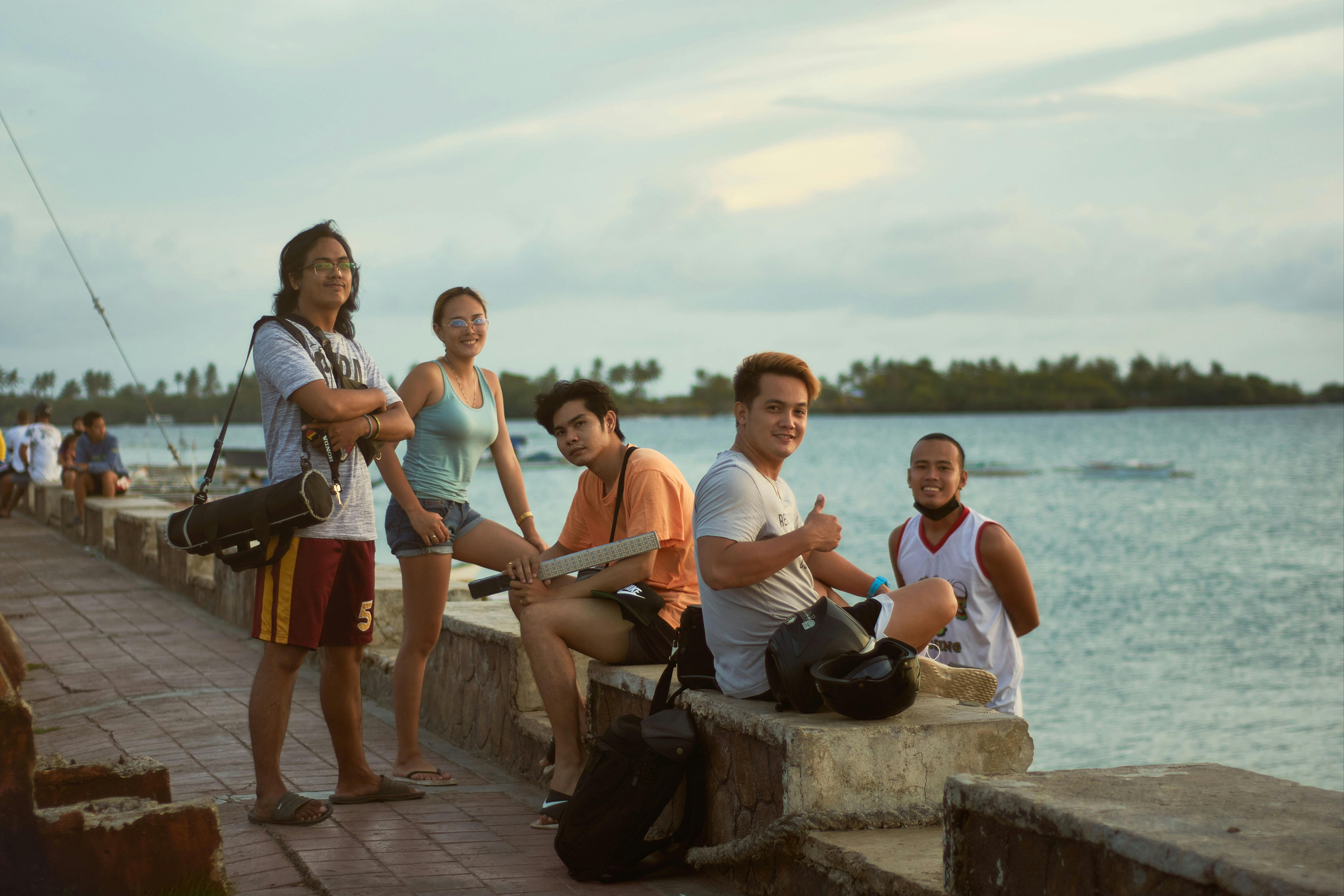 Affordable destinations for budget-conscious young travelers - Belleville News — Photo by Jeff Vinluan on Pexels