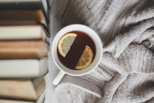 Çay, Fincan, limon dilimleri içeren Ücretsiz stok fotoğraf